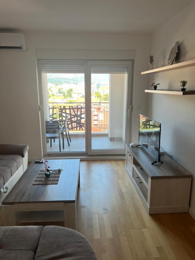 Apartment Ljalja *